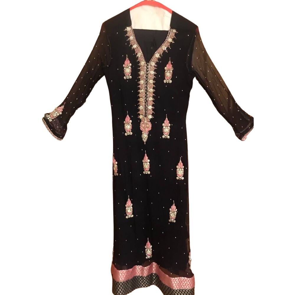 Salwar 3 piece silk suit. Navy w/ white pink